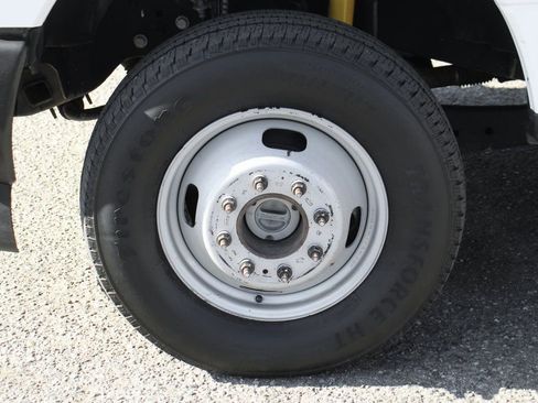 Used 2019 Ford F350 XL w/ Power Equipment Group AWD/4WD image 39
