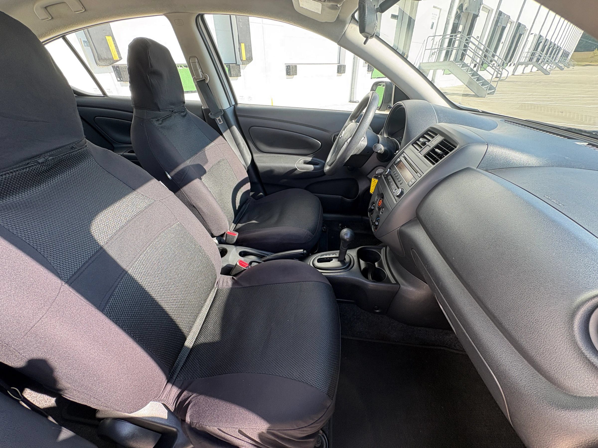 Used 2015 Nissan Versa S Plus FWD image 33