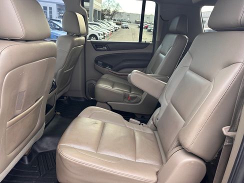 Used 2015 Chevrolet Suburban LTZ image 10