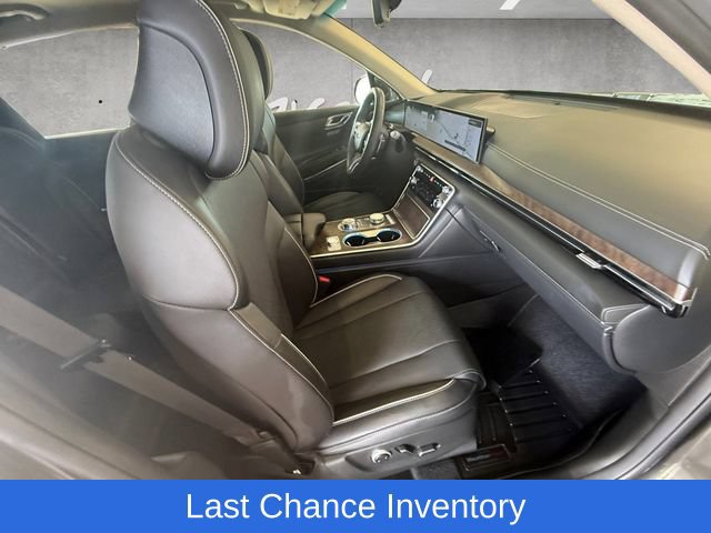 Used 2025 Genesis GV80 3.5T Advanced AWD/4WD image 25