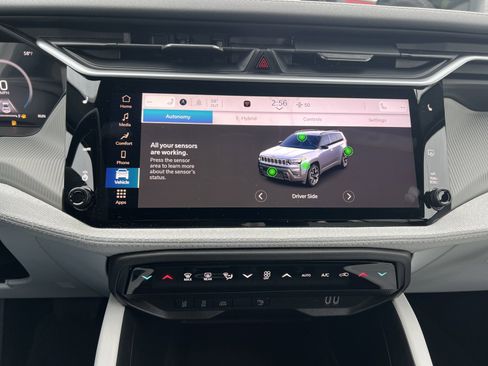 New 2026 Jeep Cherokee Laredo AWD/4WD image 24
