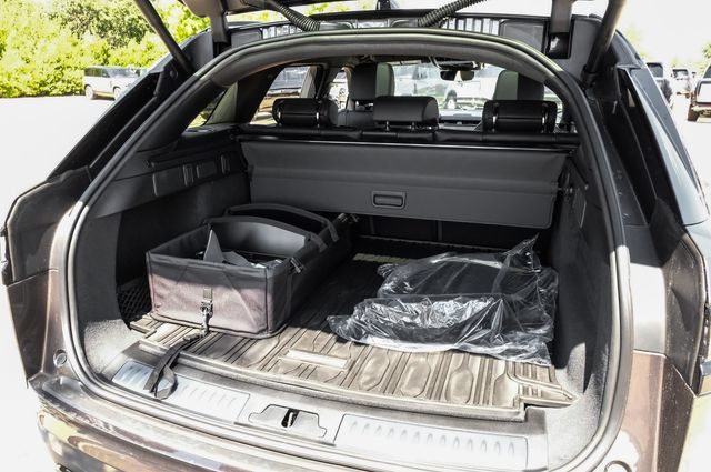 New 2026 Land Rover Range Rover Velar S AWD/4WD image 60