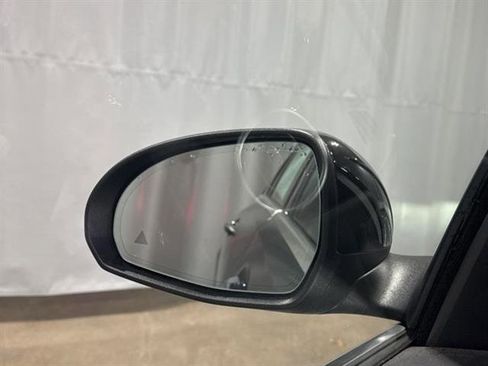 Used 2022 Mercedes-Benz C 300 4MATIC Sedan image 16