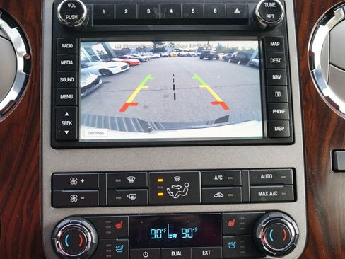 Used 2012 Ford F350 Lariat w/ Lariat Interior Pkg image 17