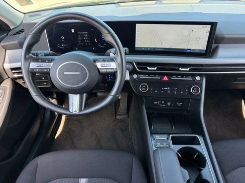 Certified 2024 Hyundai Sonata SEL w/ Convenience Package FWD image 16
