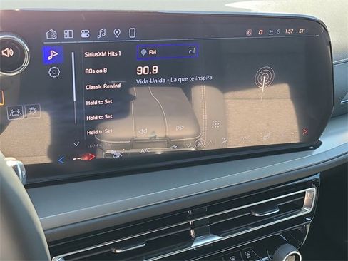 New 2026 Chevrolet Traverse LT image 32