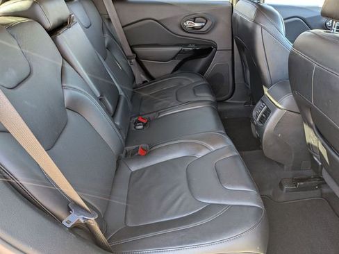 Certified 2023 Jeep Cherokee Altitude Lux image 29