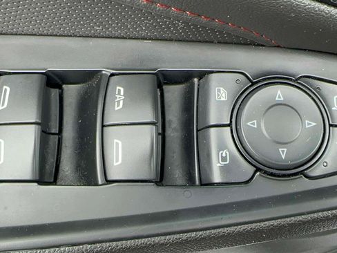 Used 2023 Chevrolet Traverse RS AWD/4WD image 13