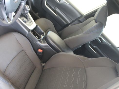 Used 2023 Toyota RAV4 SE w/ Convenience Package AWD/4WD image 15