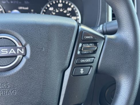 Used 2022 Nissan Frontier SV w/ Technology Package image 20