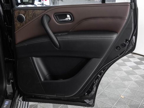 Used 2024 INFINITI QX80 Premium Select w/ Cargo Package AWD/4WD image 42