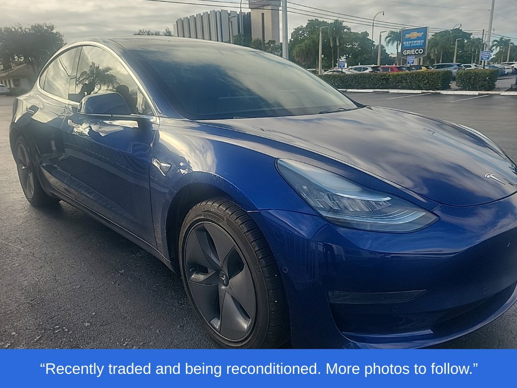 Used 2019 Tesla Model 3 RWD image 1
