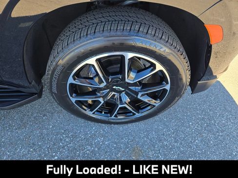 Used 2022 Chevrolet Tahoe RST w/ Luxury Package AWD/4WD image 12