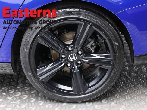 Used 2025 Honda Accord Sport image 8