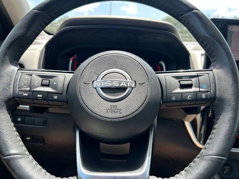 Certified 2024 Nissan Rogue SL FWD image 24
