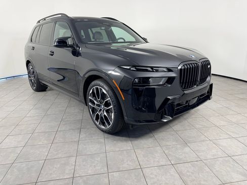 New 2026 BMW X7 M60i image 7