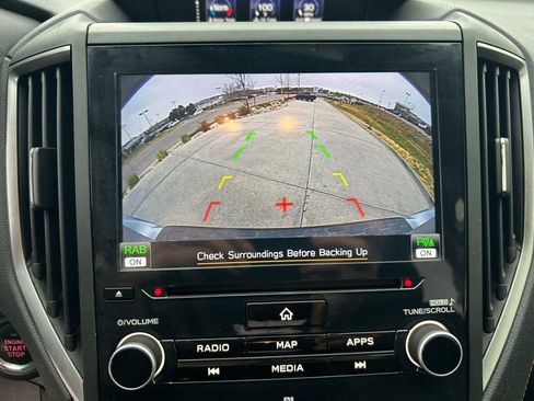 Used 2020 Subaru Crosstrek 2.0i Limited w/ Moonroof Package w/Navigation AWD/4WD image 22