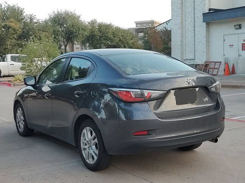 Used 2018 Toyota Yaris iA FWD image 5
