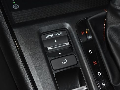 Used 2026 Honda CR-V Sport Touring image 17