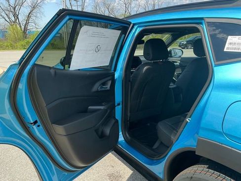 New 2026 Chevrolet Trax RS w/ Driver Confidence Package FWD image 15