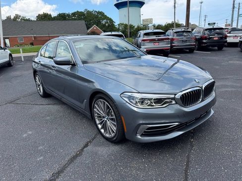 Used 2019 BMW 530i xDrive w/ Executive Package AWD/4WD image 4