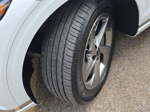 Used 2026 Genesis GV70 2.5T image 31