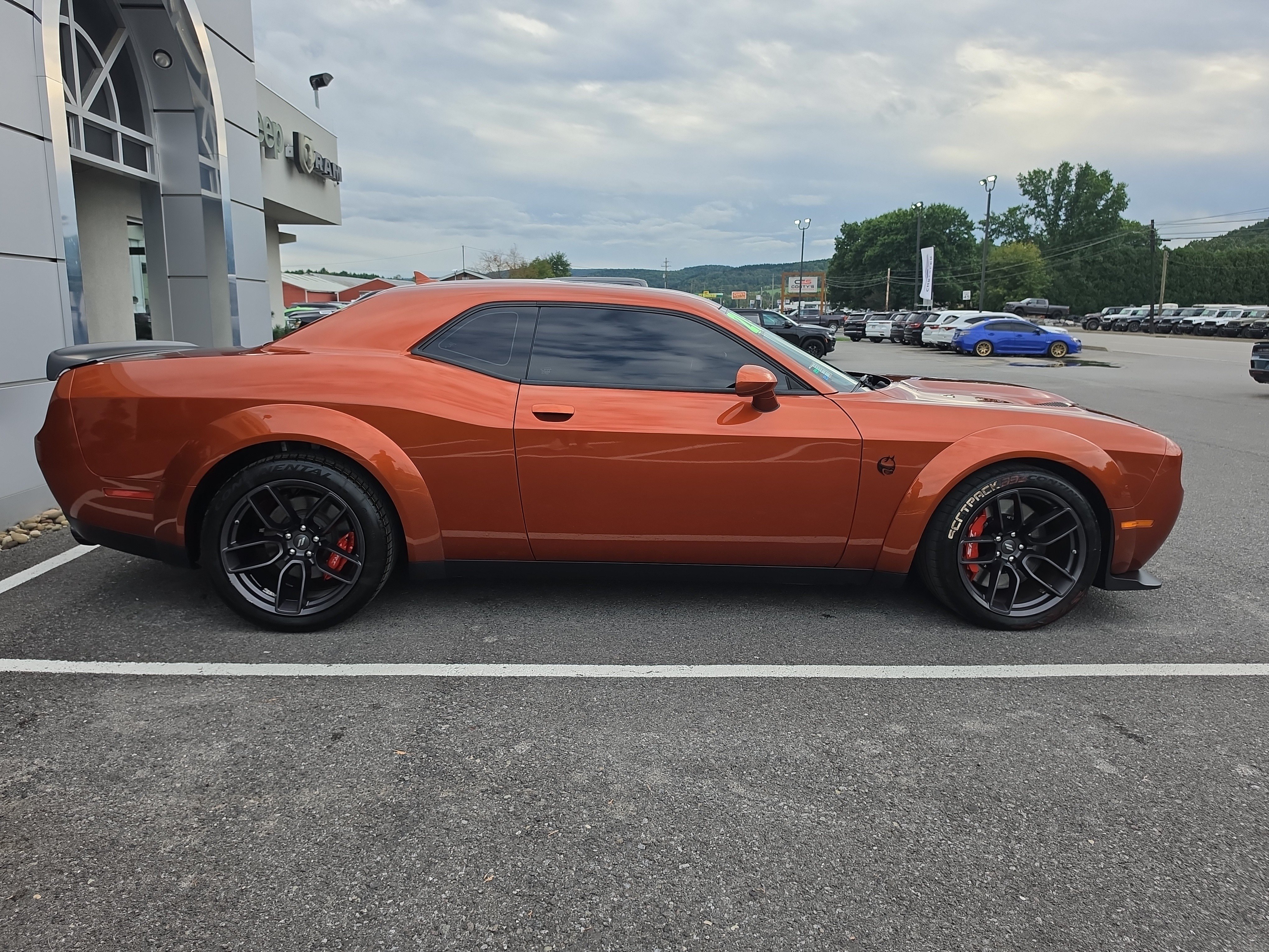 Used 2021 Dodge Challenger R/T Scat Pack RWD image 3