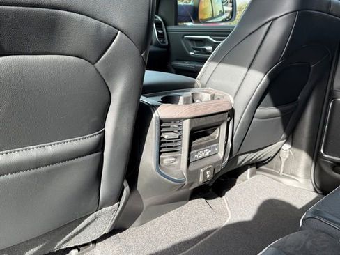 New 2026 RAM 1500 Laramie AWD/4WD image 33