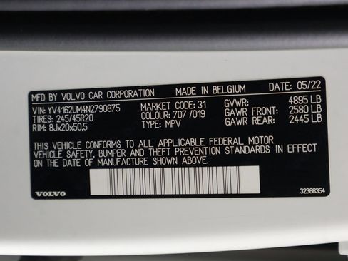 Certified 2022 Volvo XC40 T5 R-Design w/ Advanced Package AWD/4WD image 16