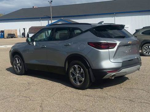 Used 2024 Chevrolet Blazer LT w/ Convenience Package AWD/4WD image 6