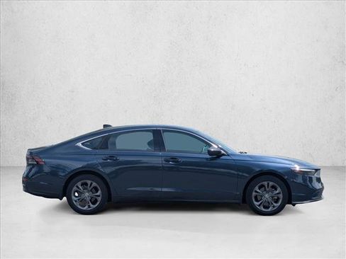 Used 2024 Honda Accord EX image 4