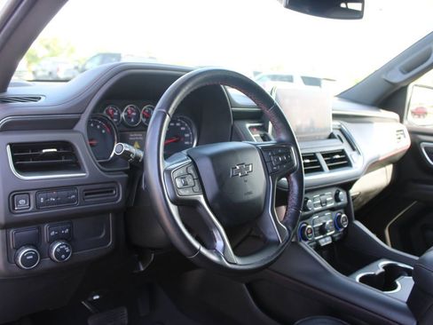 Used 2021 Chevrolet Suburban RST RWD image 24