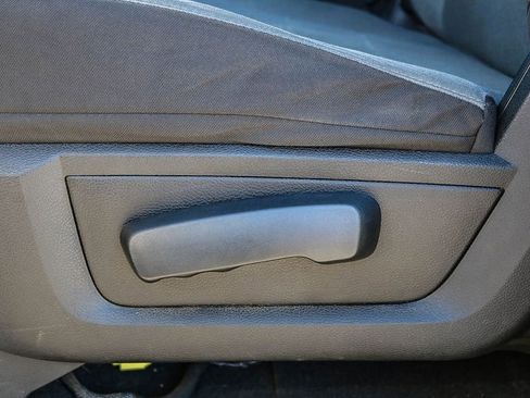 Used 2022 RAM 1500 Classic SLT image 21