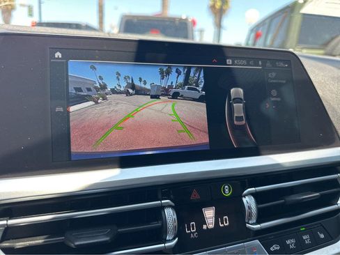 Used 2019 BMW 330i xDrive Sedan w/ Premium Package AWD/4WD image 6