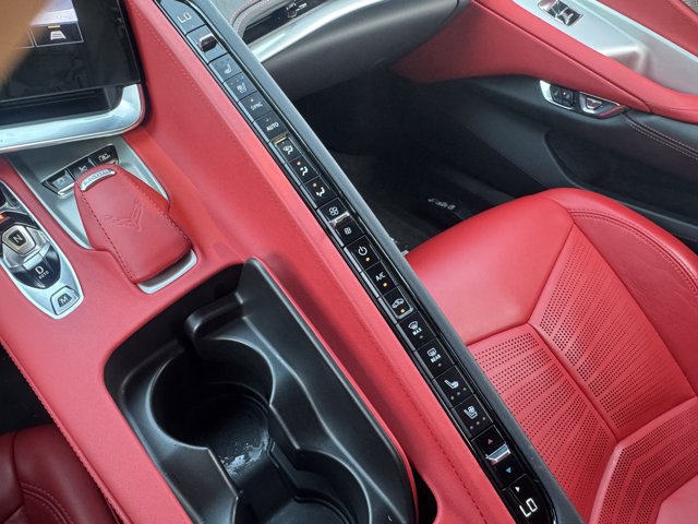 Used 2022 Chevrolet Corvette Stingray Preferred Cpe w/ Z51 Performance Package RWD image 18