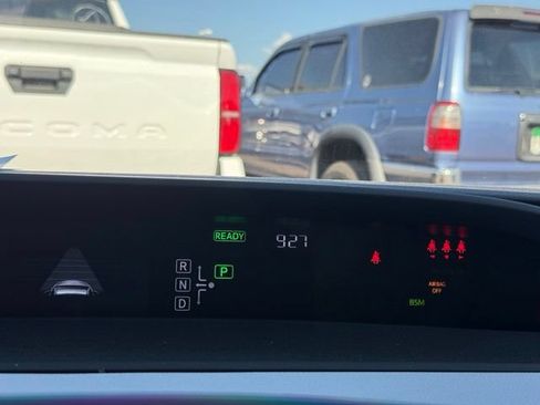 Used 2018 Toyota Prius Two w/ Prius Two Safety Plus Package FWD image 14