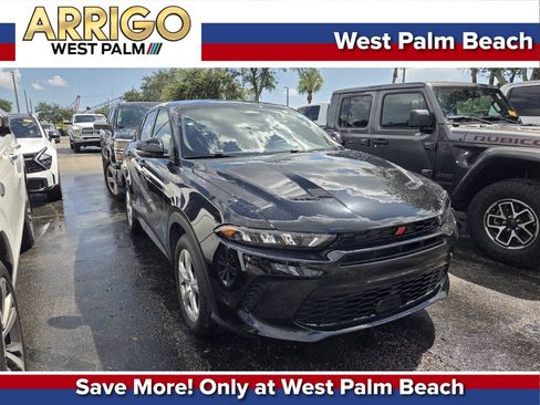 Used 2025 Dodge Hornet GT AWD/4WD image 1