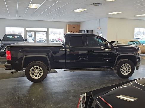 Used 2016 GMC Sierra 1500 SLE w/ SLE Value Package image 4