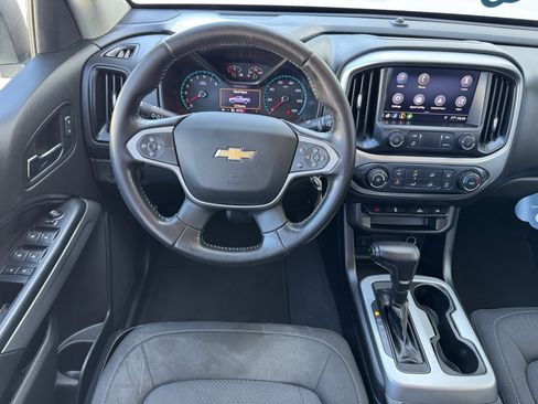 Used 2020 Chevrolet Colorado LT w/ LT Convenience Package RWD image 18