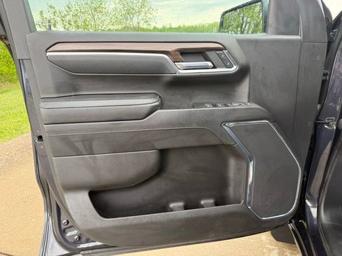 Used 2023 Chevrolet Silverado 1500 LT AWD/4WD image 23
