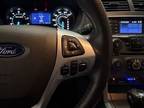 Used 2012 Ford Explorer XLT AWD/4WD image 22
