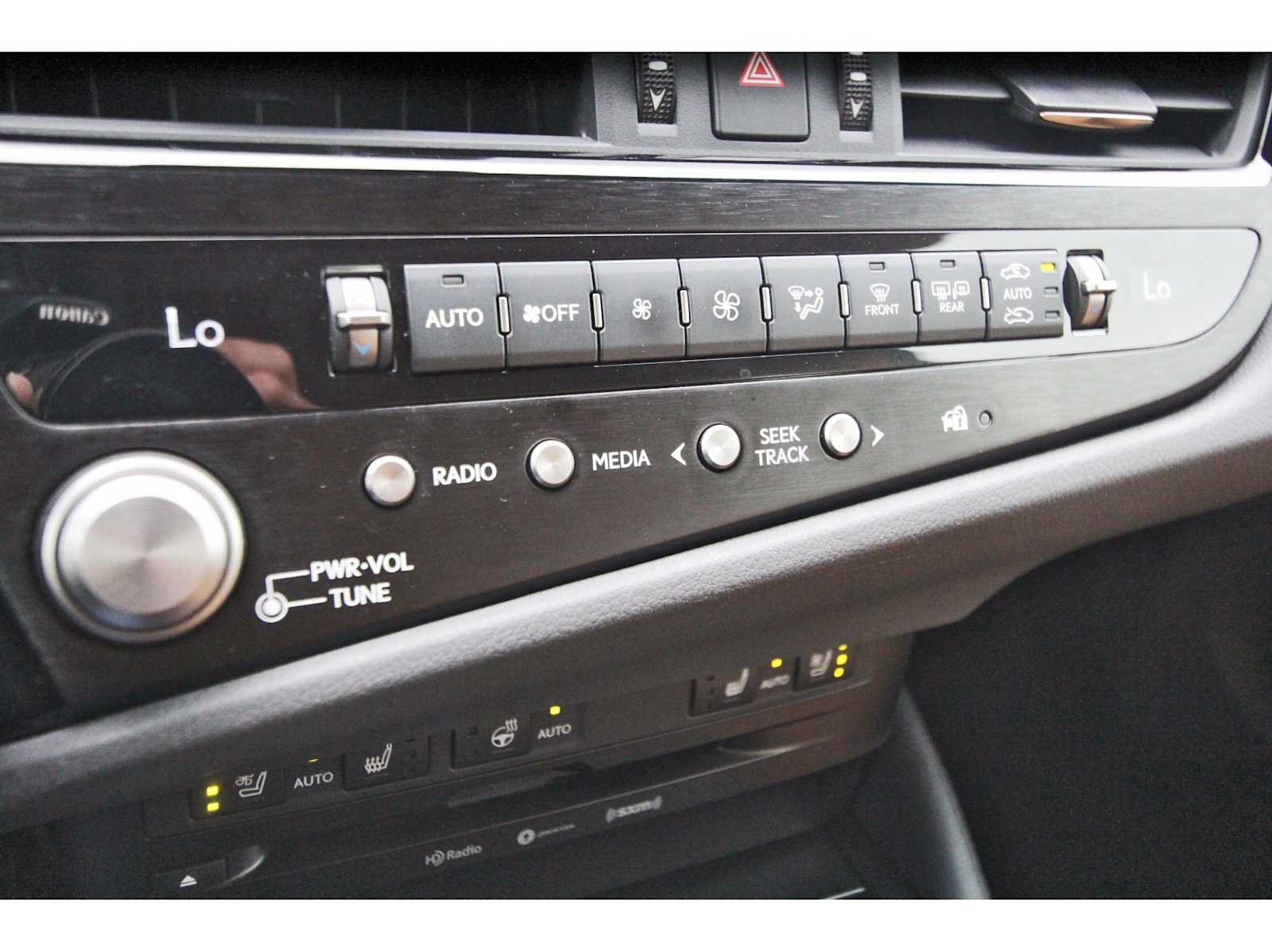 Used 2022 Lexus ES 350 w/ Premium Package FWD image 25