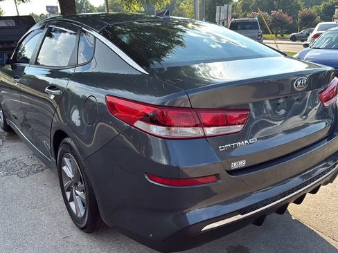 Used 2020 Kia Optima LX FWD image 3