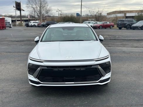 New 2026 Hyundai Sonata SEL image 2