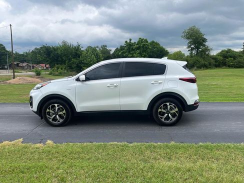 Used 2022 Kia Sportage LX AWD/4WD image 7