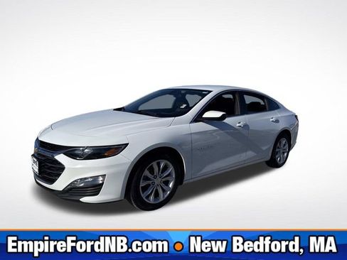 Used 2022 Chevrolet Malibu LT image 1