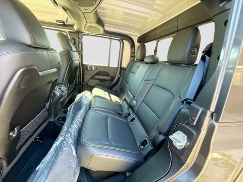 New 2026 Jeep Gladiator Mojave AWD/4WD image 26