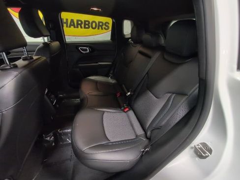 New 2026 Jeep Compass Latitude AWD/4WD image 23
