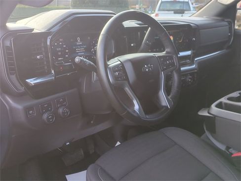 Used 2024 Chevrolet Silverado 1500 RST image 20
