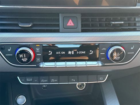 Used 2022 Audi A5 2.0T Premium Plus w/ Premium Plus image 17